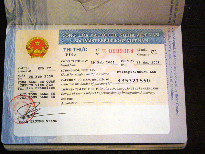 到越南旅游 - 落地签证或预先安排签证?